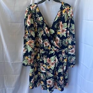Romper plus size navy floral print
